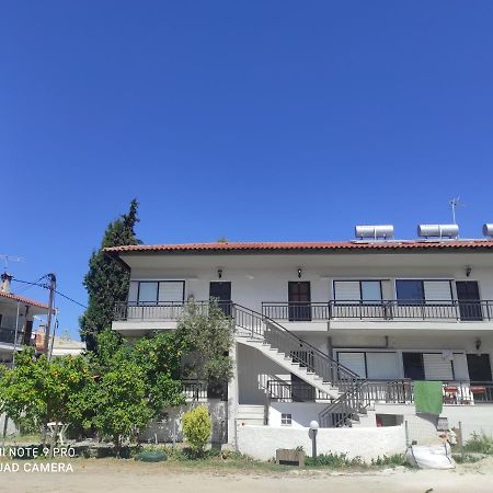 Iris Apartment Pefkochori Ngoại thất bức ảnh